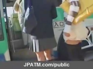 Japonská veřejné špinavý klip - asijské puberťáci exposin .